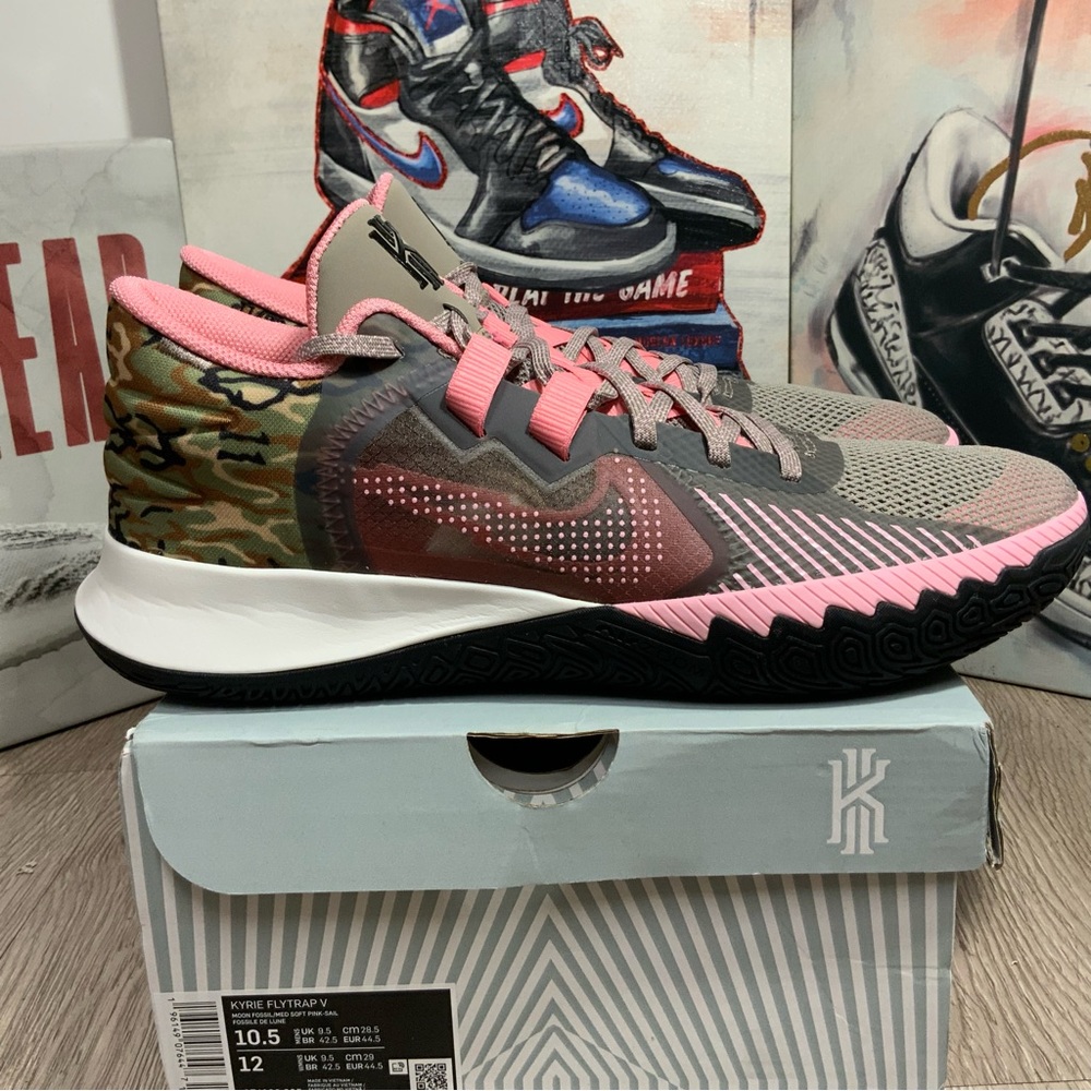 NEW Authentic Nike Kyrie Flytrap V "Moon Fossil Pink Grey" Men’s US 9, 9.5, 10